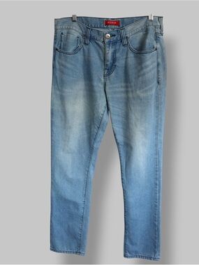 Guess Light Wash Jeans Men’s Size 33x32 Slim Straight
